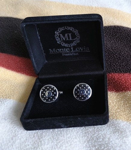 Neu monte lovis - ✓,